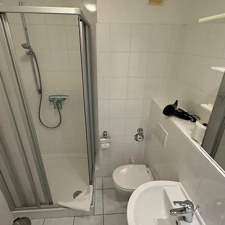 Im “ Haus Brandenburg“ Brandenburg, App 8 アパート *